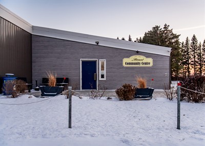 Comte-RM-Altamont-Hall